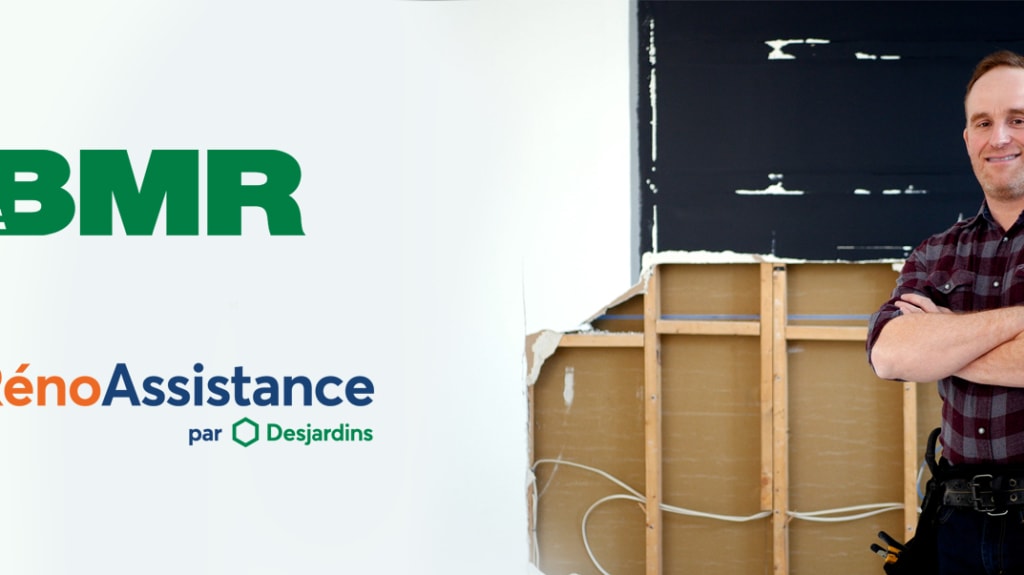 Logos de RénoAssistance et BMR avec un entrepreneur ayant les bras croisés