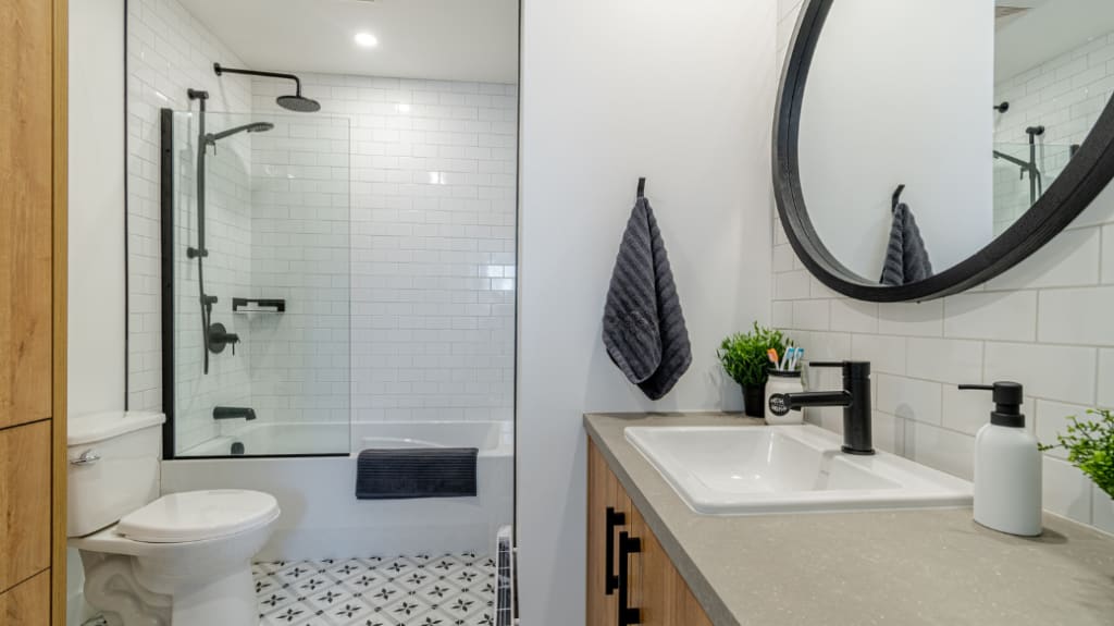 Renovation de salle de bain contemporaine