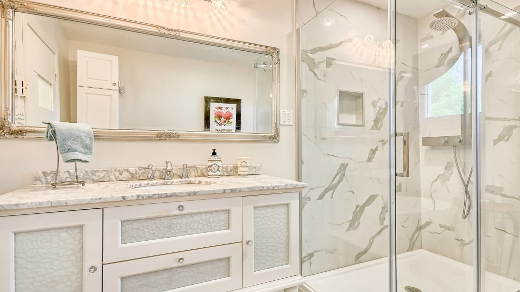 bathroom_vanity