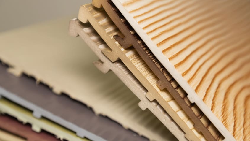 Pile de matériaux pour revêtement extérieur maison