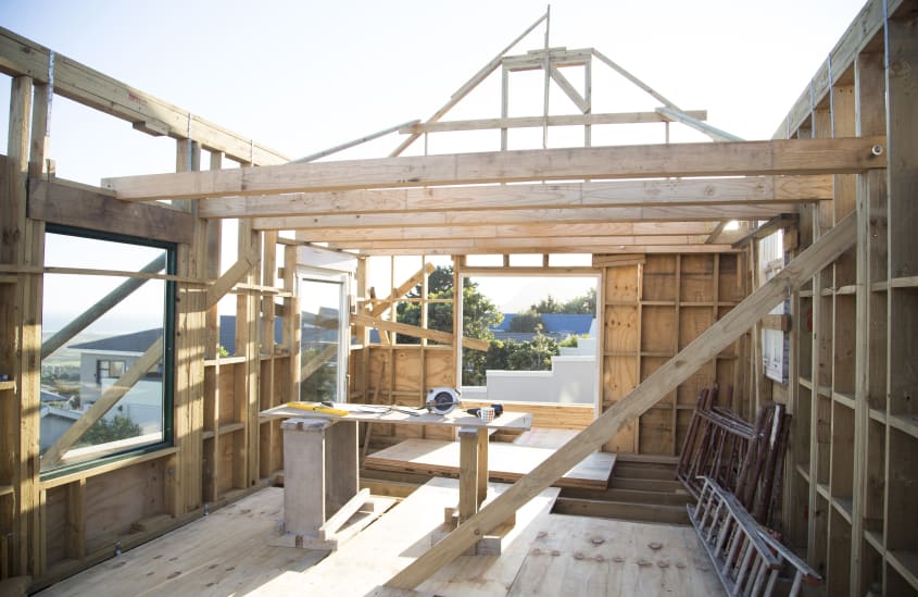 Second storey addition on a house in Quebec