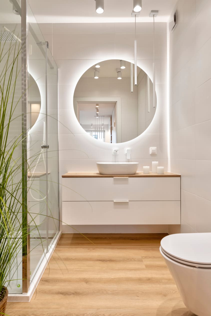 Indirect bathroom lighting, spa style, with a mirror featuring built-in LED lighting