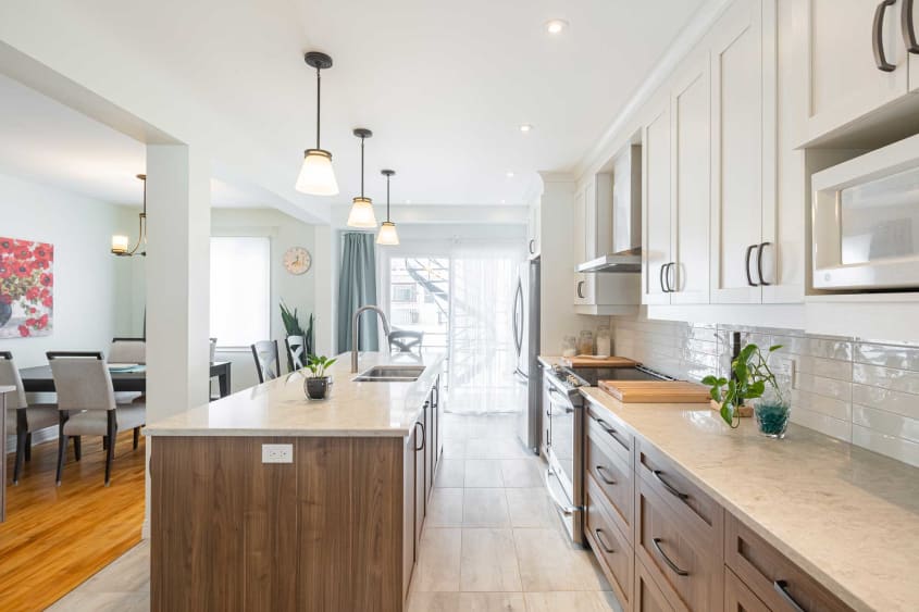 cuisine moderne dans duplex à montréal