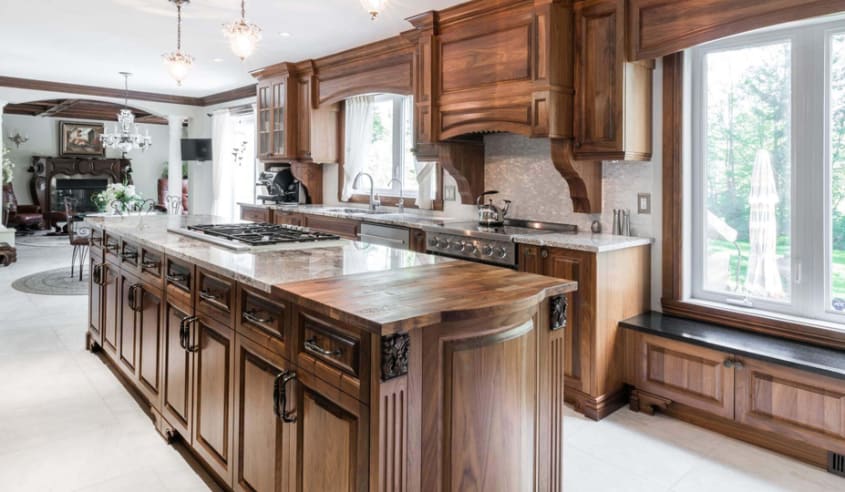 cuisine-haut-de-gamme-avec-armoire-en-bois