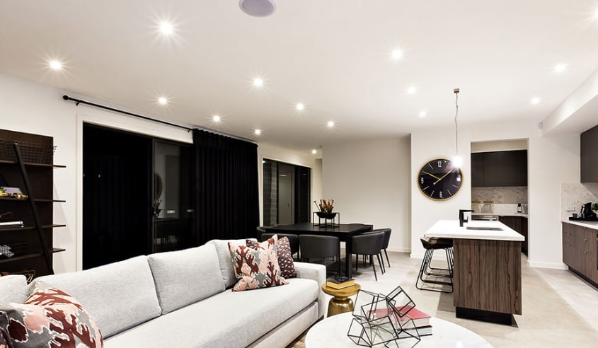 cuisine-moderne-avec-coin-détente-et-salle-a-manger