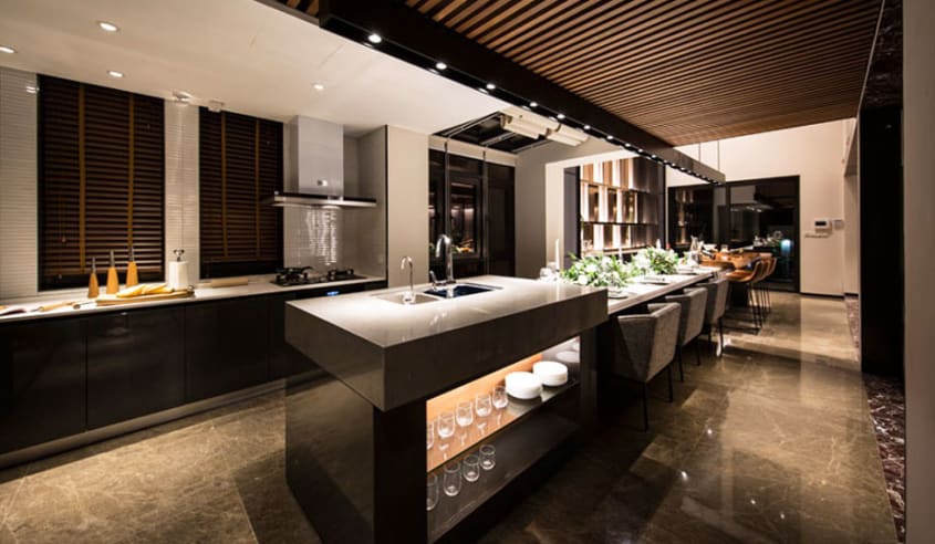 ilot-de-cuisine-luxueux-avec-table