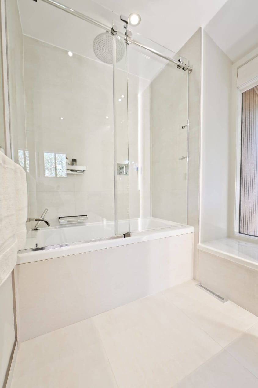 bain douche vitre