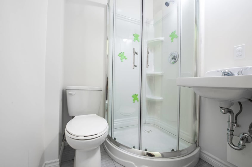 salle de bain garderie